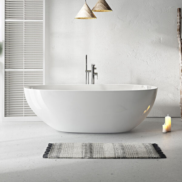 WHITE FREESTANDING BATH